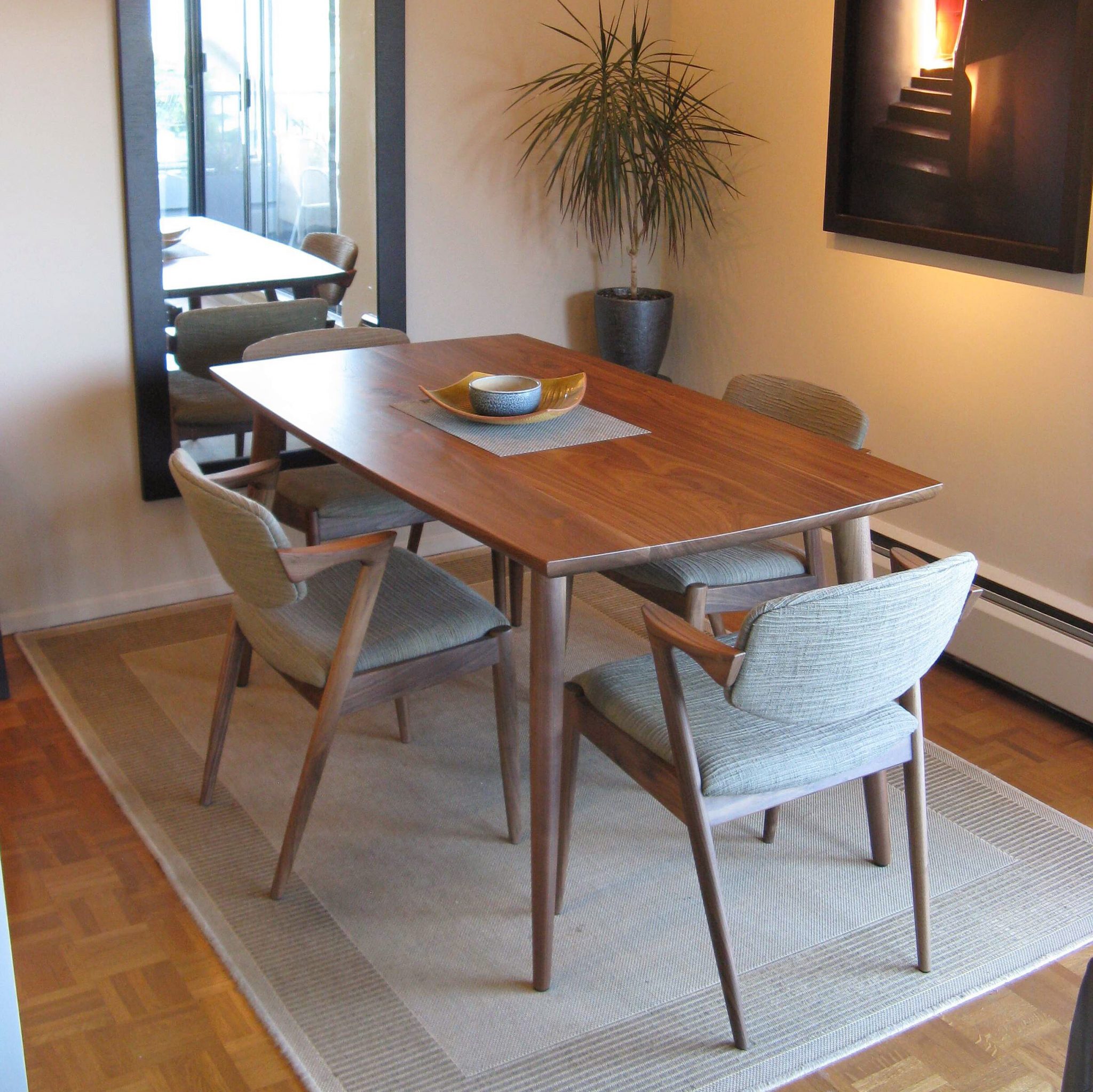 rustic brown dining table set